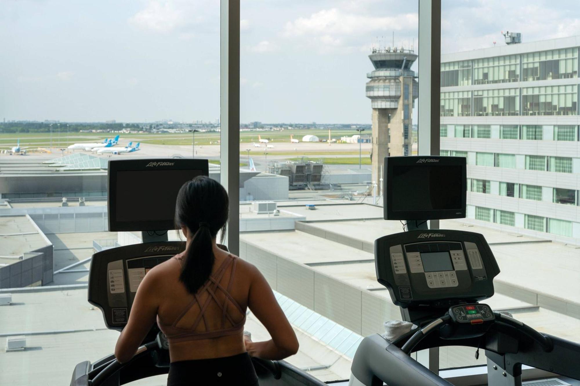 Marriott Montreal Airport In-Terminal Hotel Dorval Εξωτερικό φωτογραφία