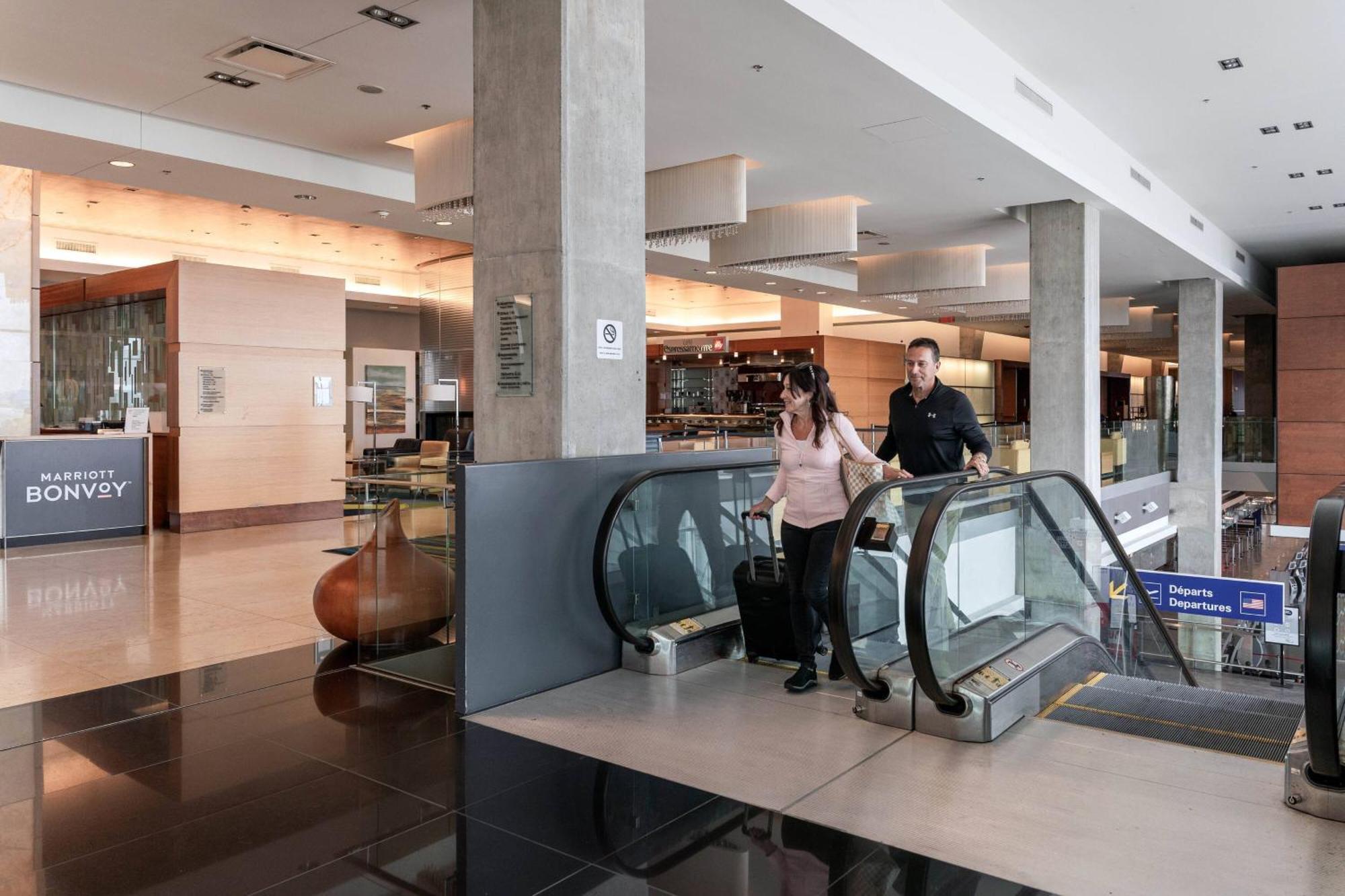 Marriott Montreal Airport In-Terminal Hotel Dorval Εξωτερικό φωτογραφία