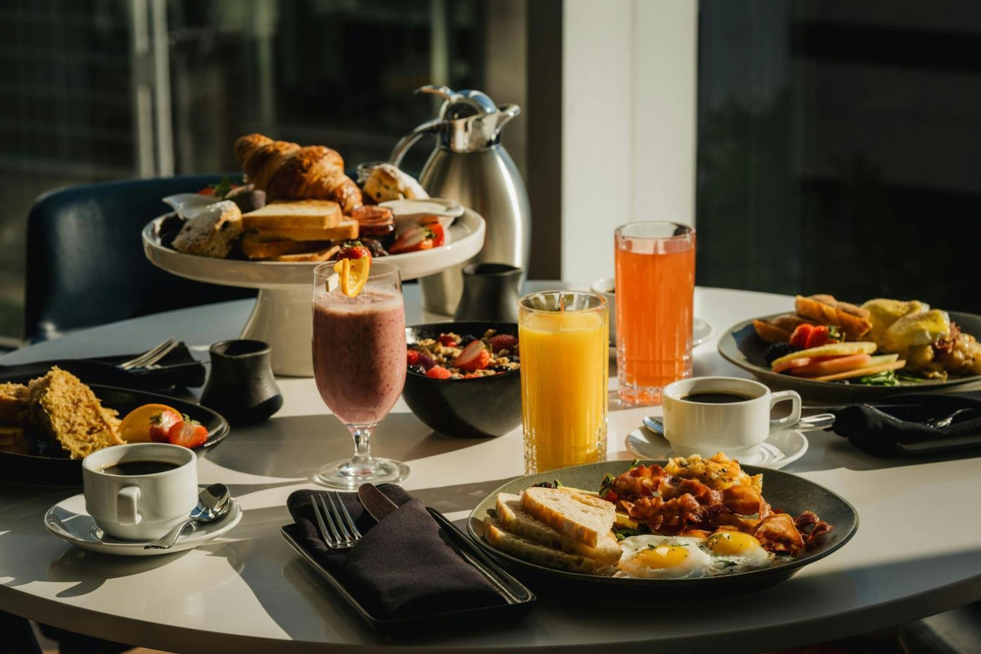 Marriott Montreal Airport In-Terminal Hotel Dorval Εξωτερικό φωτογραφία