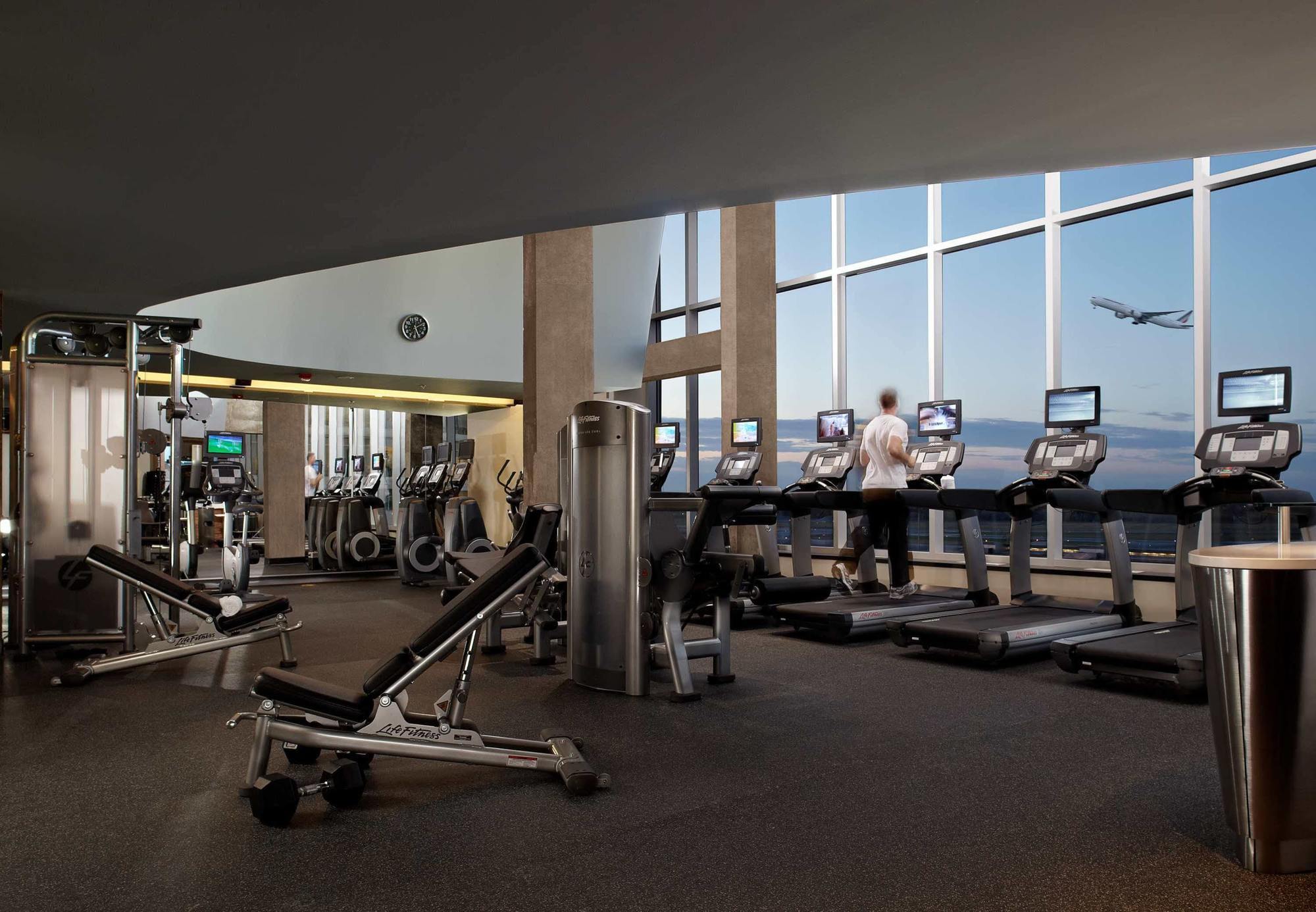 Marriott Montreal Airport In-Terminal Hotel Dorval Εξωτερικό φωτογραφία